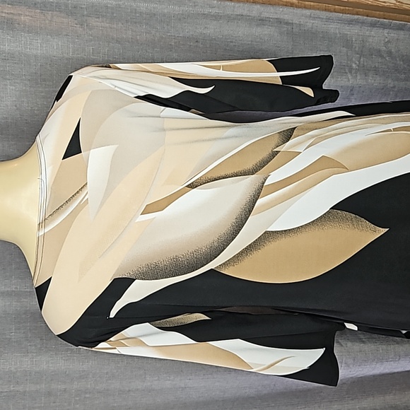 VALENTINA BLACK TUNIC WITH RHINESTONES AND MULTI DESIGN - Picture 6 of 7